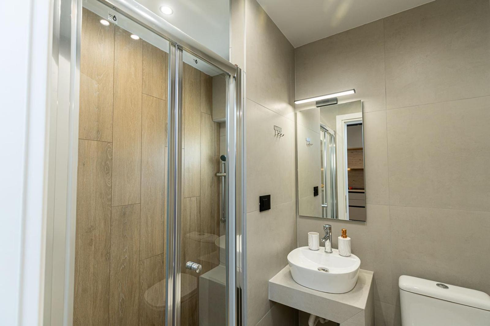 Modern 3 Bedroom Luxury Apartment Tessalónica Exterior foto
